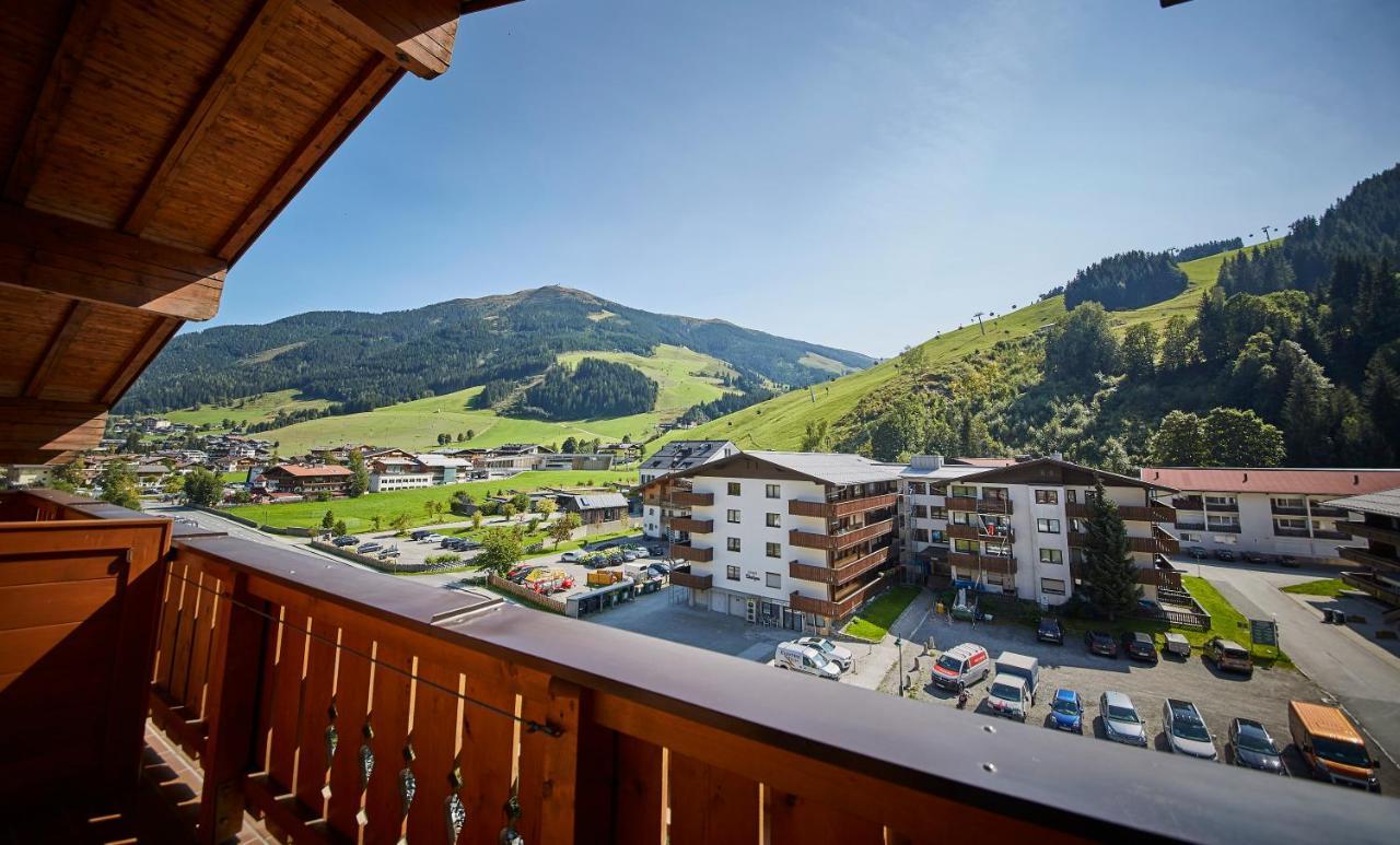 Apart-Hotel Forellenhof ซาลบาคฮินเทอร์เกลมม์ ภายนอก รูปภาพ