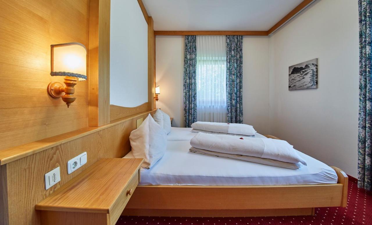 Apart-Hotel Forellenhof ซาลบาคฮินเทอร์เกลมม์ ภายนอก รูปภาพ